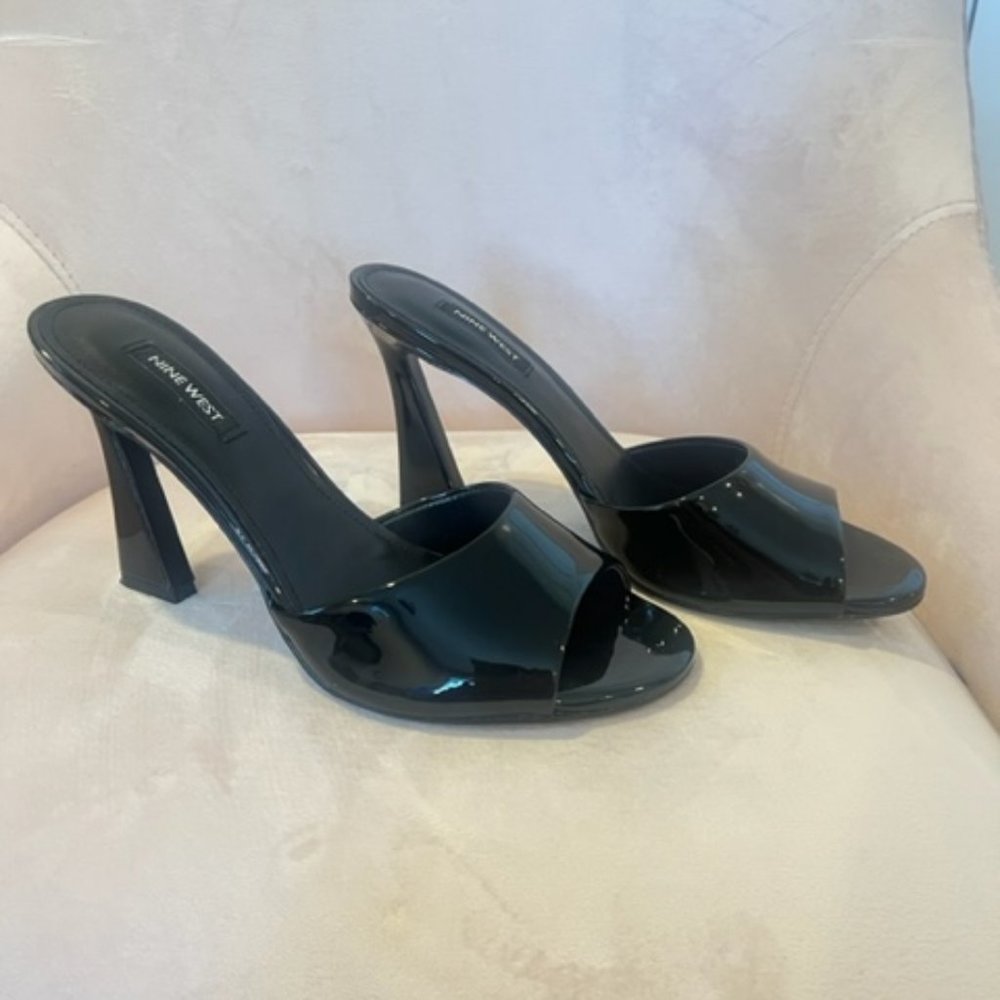NINE WEST beautiful black slides (new), wedge 4 inch